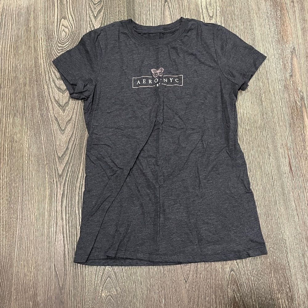 Aeropostale Classic Crew Aero NYC Butterfly Foil Graphic Tee Cap Sleeve Gray L